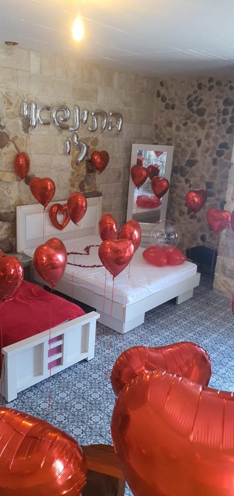 בלוני לב להצעת נישואין
