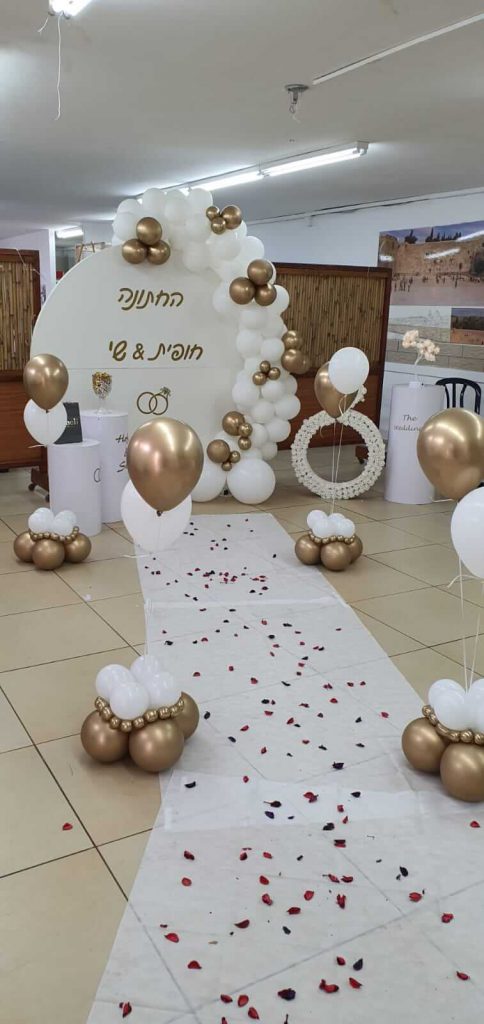 סידורי בלונים לחתונות